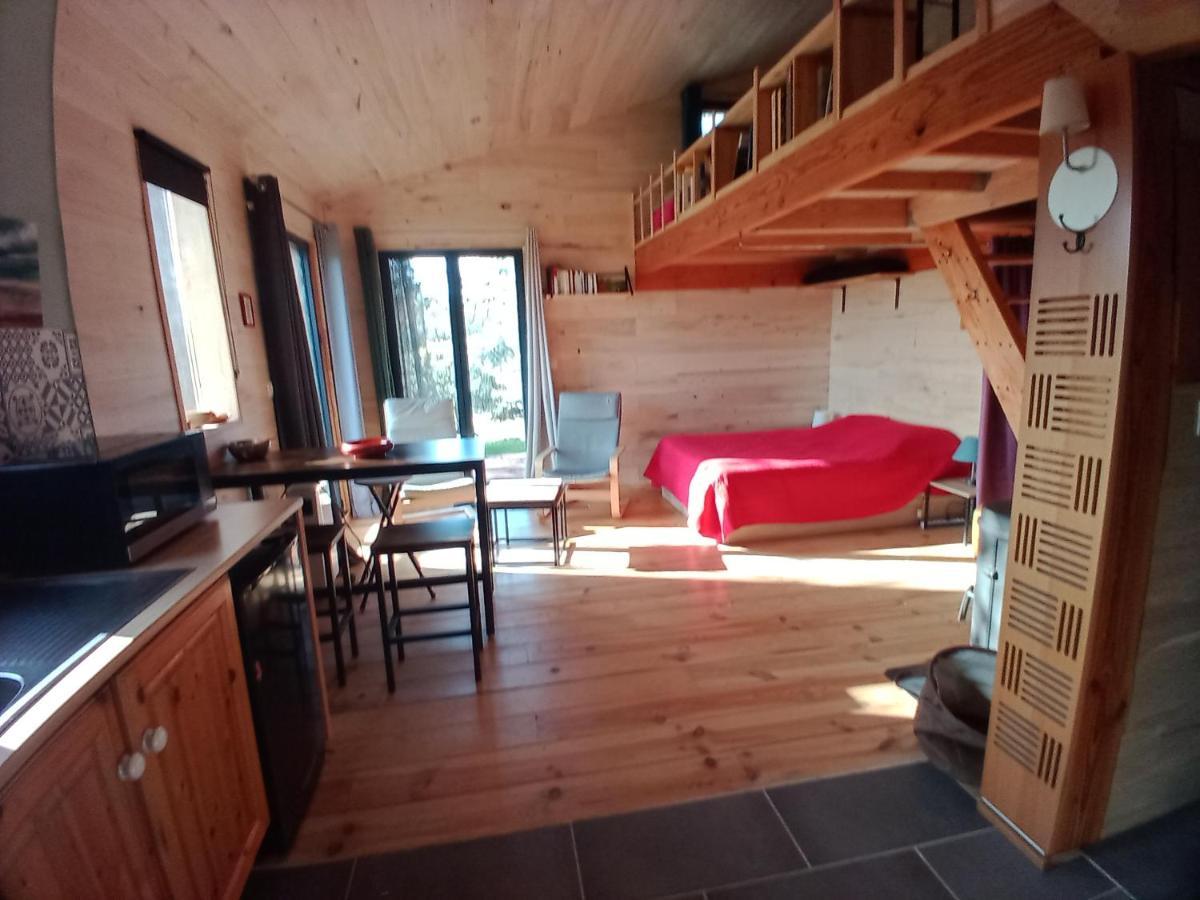 Maison Dans Un Ecrin De Verdure Saint-Leon-sur-Vezere Eksteriør billede
